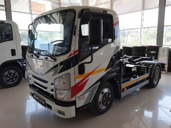 Isuzu NMS85E 4x4 HyvaLift Cyti 03-23-K