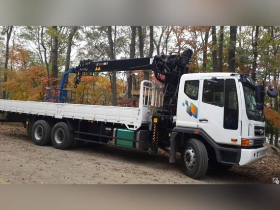 Daewoo NOVUS CL8CF 6х4 бортовой с КМУ HIAB 190TM